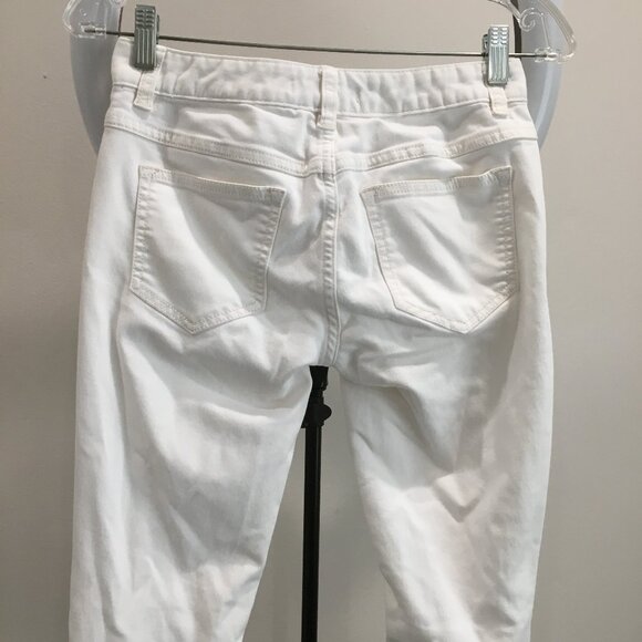 FREE PEOPLE 5 Pocket Logo Hardware White Distressed Ripped Knee Skinny Jeans - Picture 7 of 7